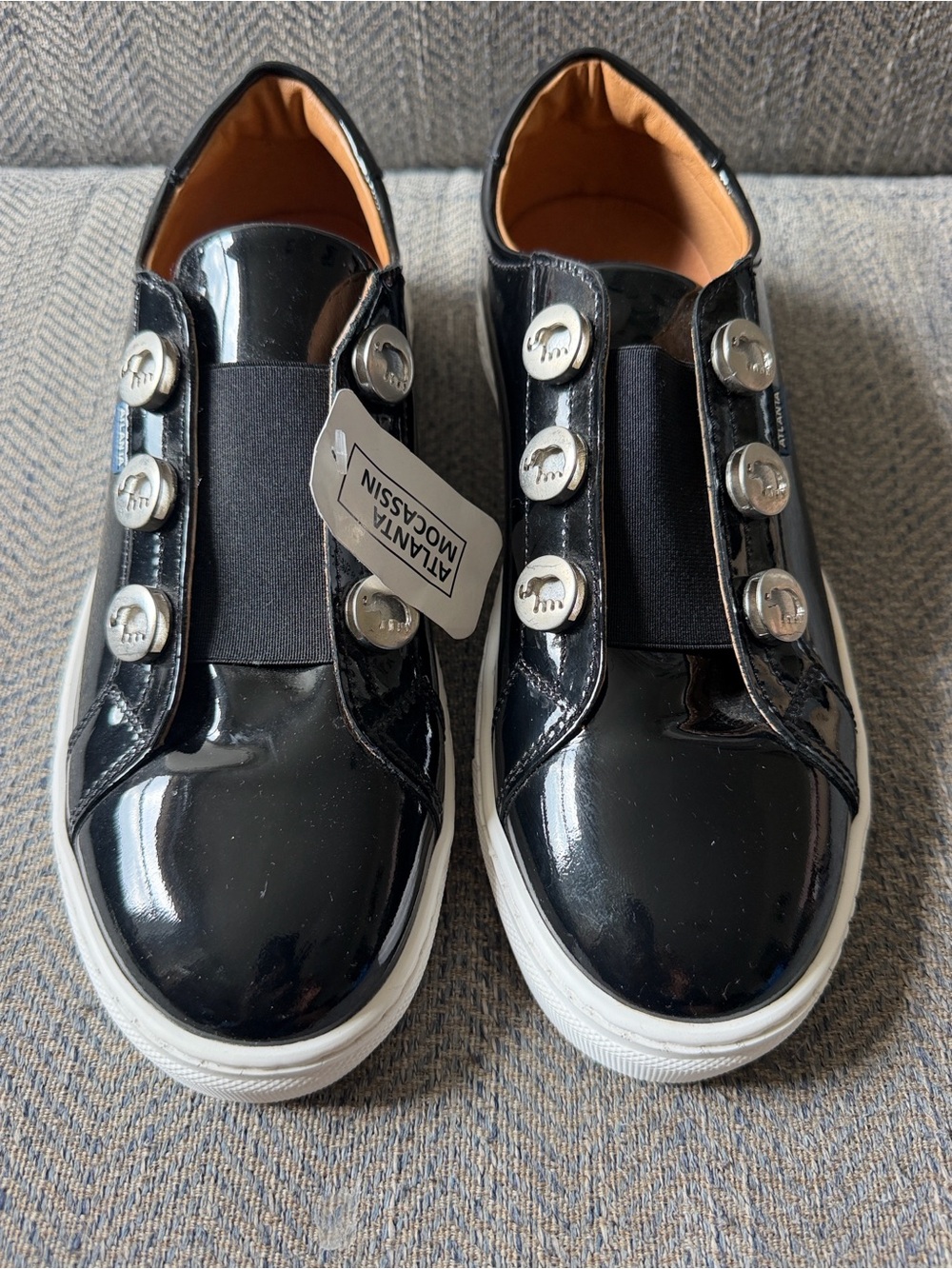 Atlanta mocassin Women’s Black Leather Patent Low Top Sneakers Size: 41